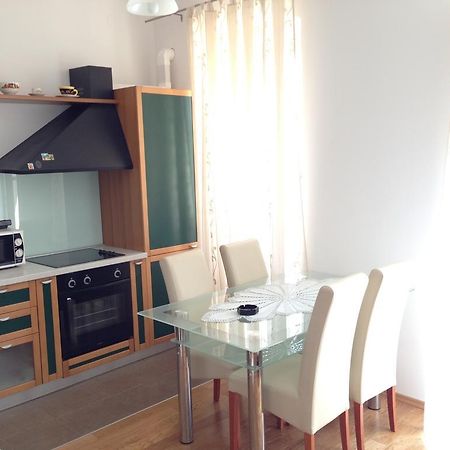 Apartment Duncovich Cres Quarto foto